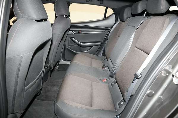 2024 Mitsubishi Outlander LS ZM