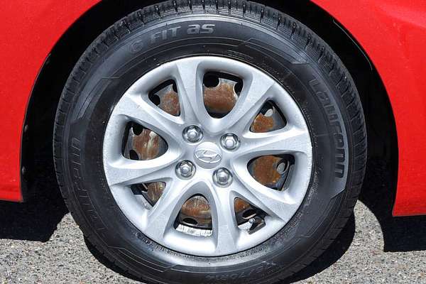 2012 Hyundai Accent Active RB