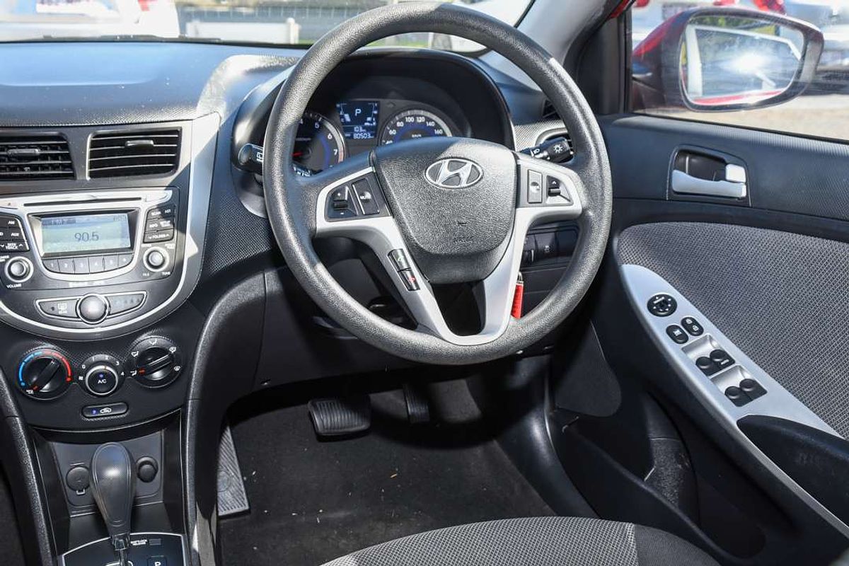 2012 Hyundai Accent Active RB