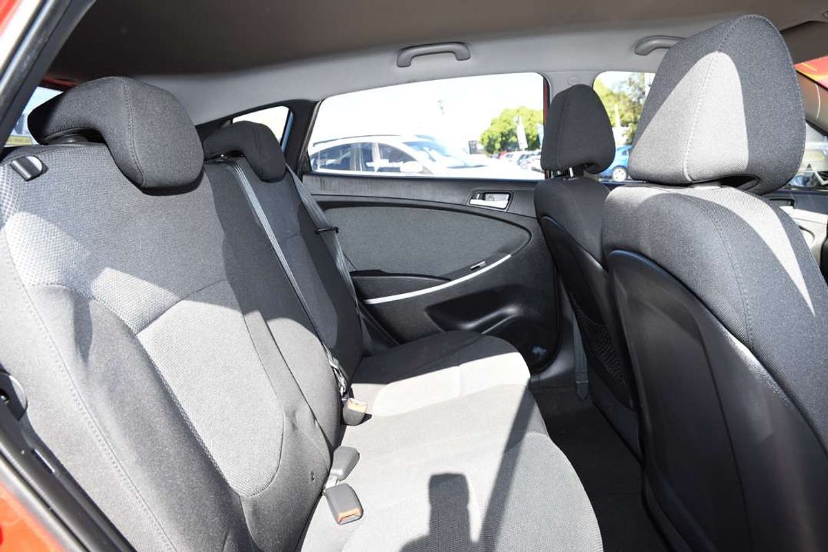 2012 Hyundai Accent Active RB