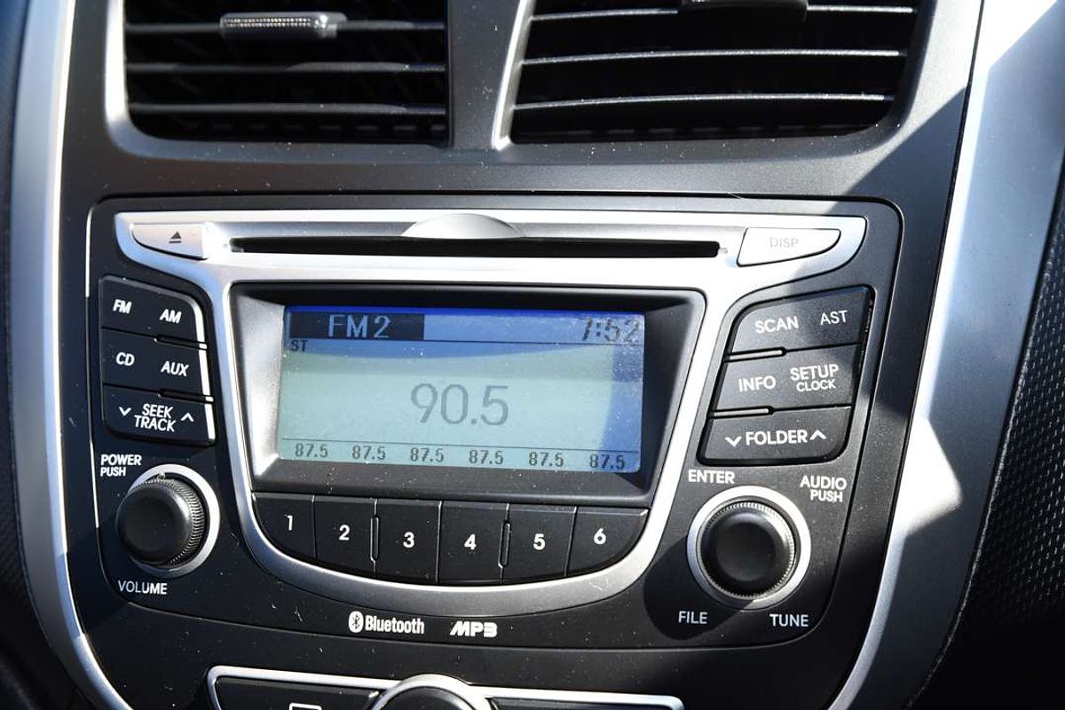 2012 Hyundai Accent Active RB