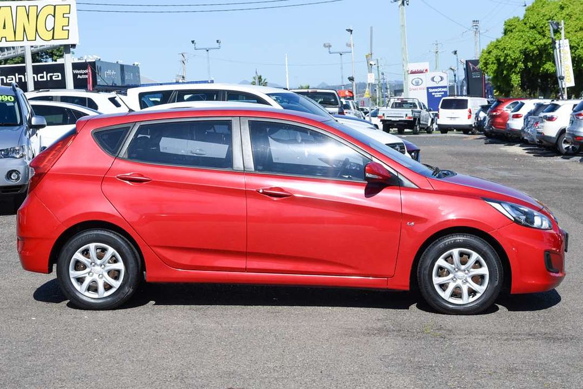 2012 Hyundai Accent Active RB