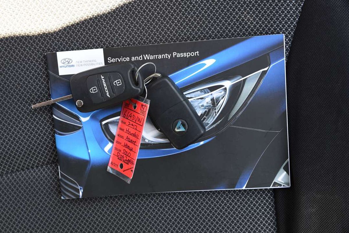 2012 Hyundai Accent Active RB