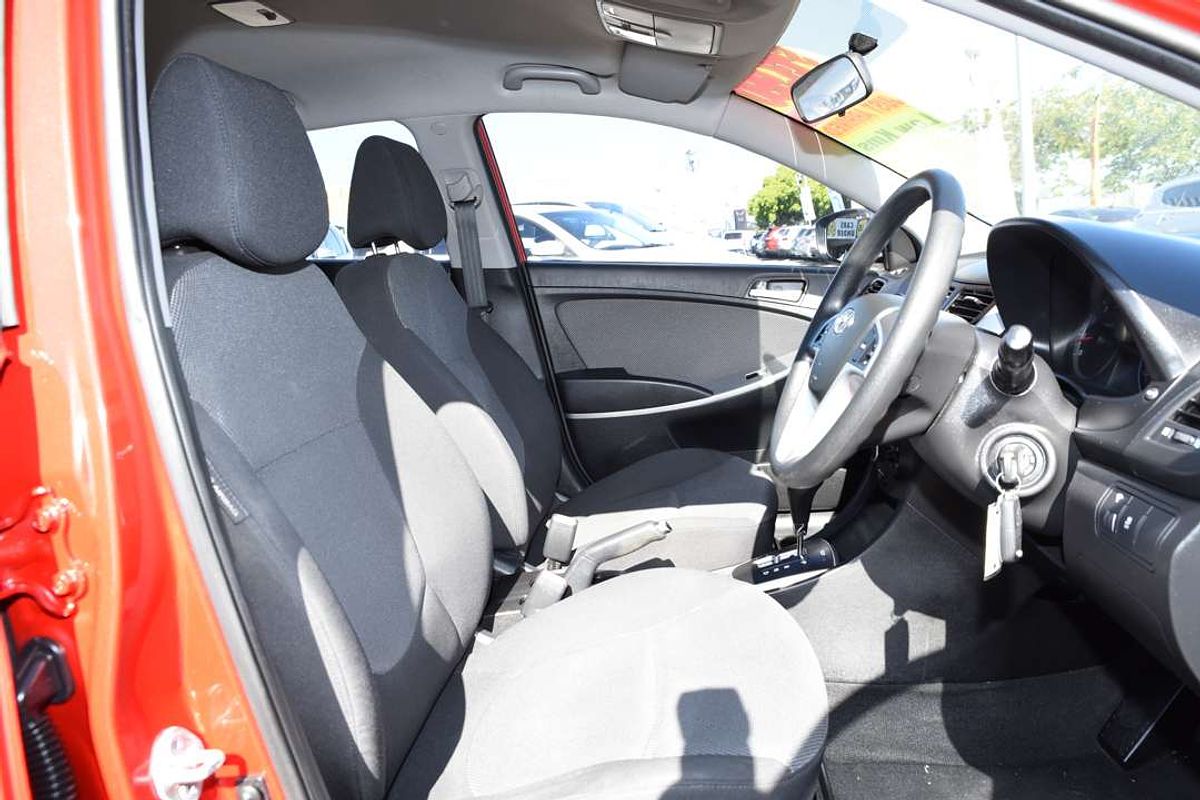 2012 Hyundai Accent Active RB