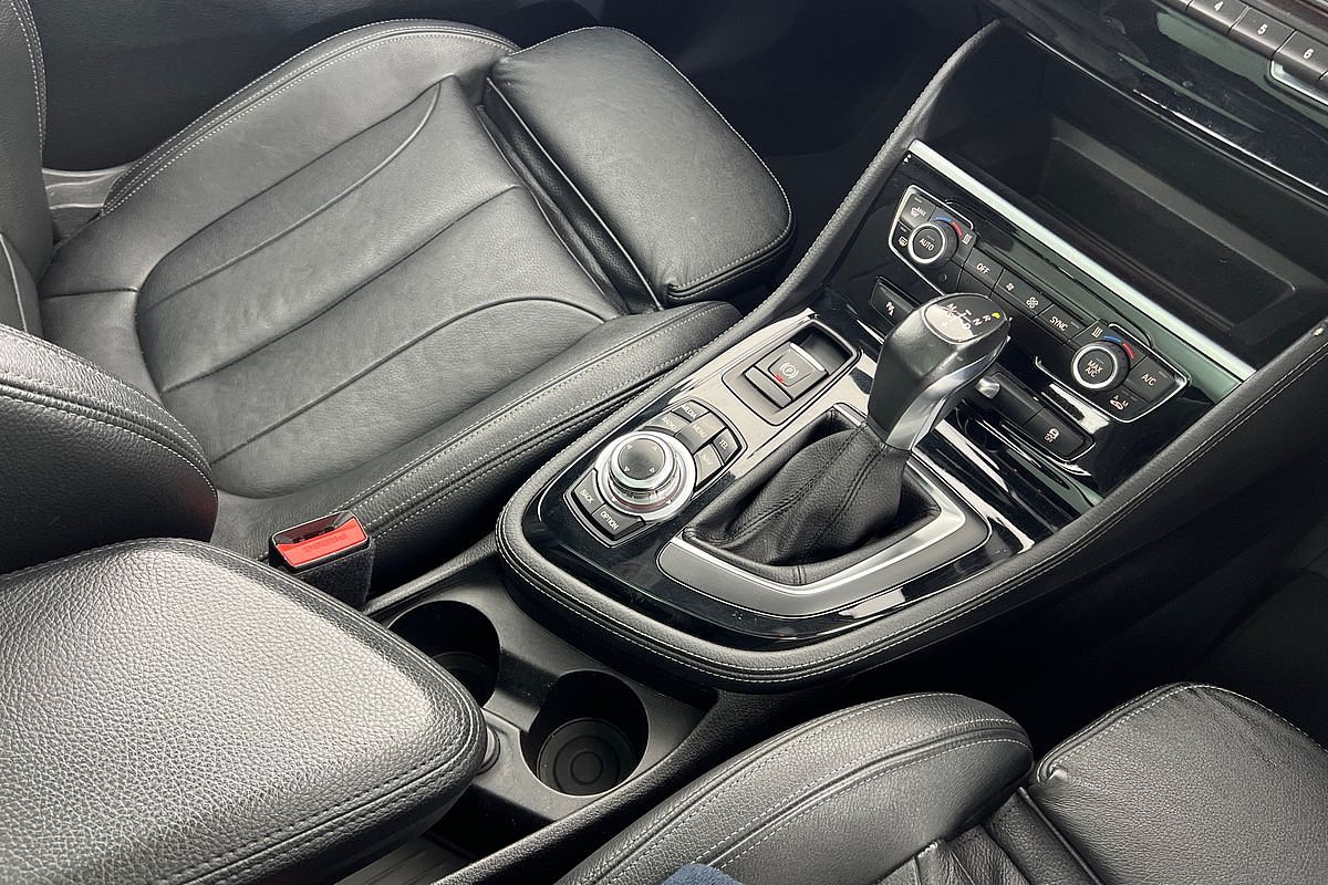 2016 BMW 2 Series 220i M Sport F45