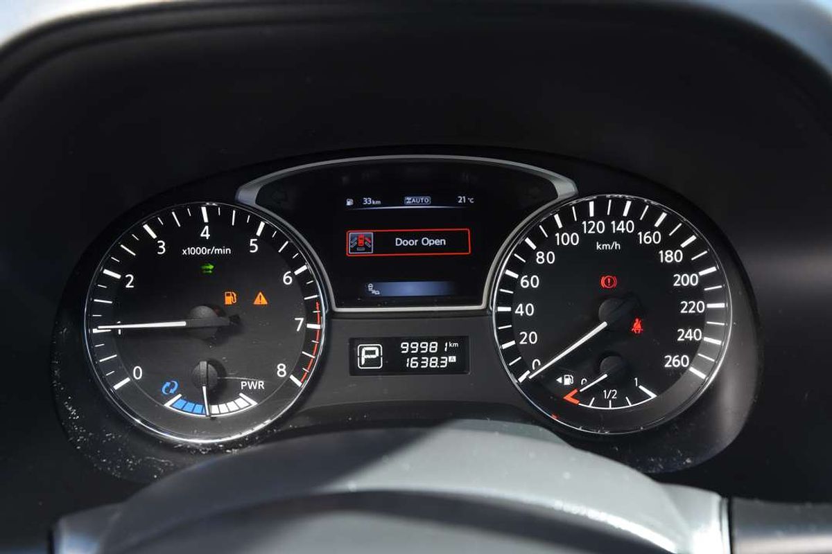 2015 Nissan Pathfinder ST-L R52