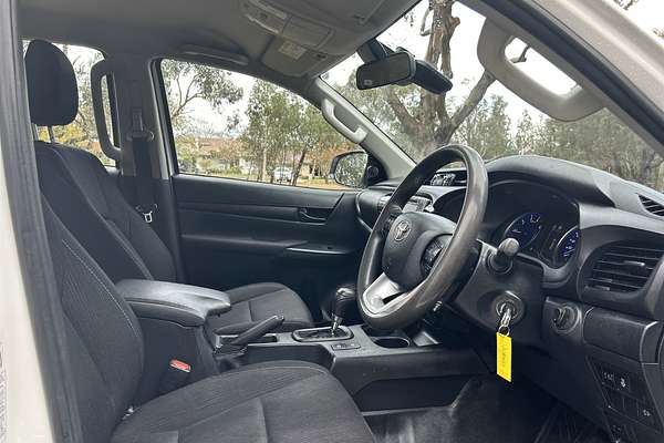 2019 Toyota Hilux SR GUN126R 4X4