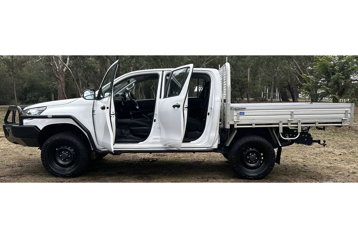 2019 Toyota Hilux SR GUN126R 4X4