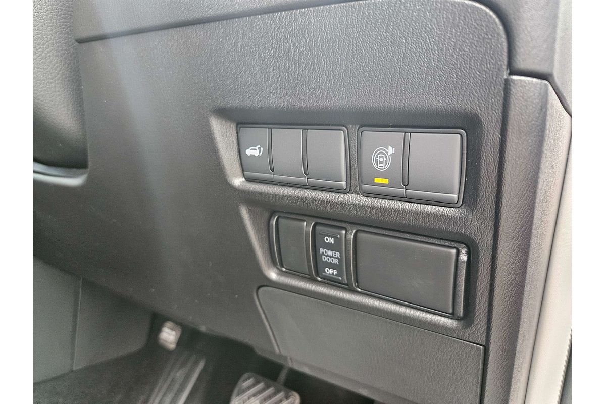 2025 Nissan Patrol Ti-L Y62