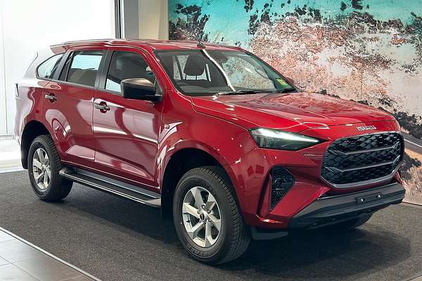 2025 Isuzu MU-X LS-M