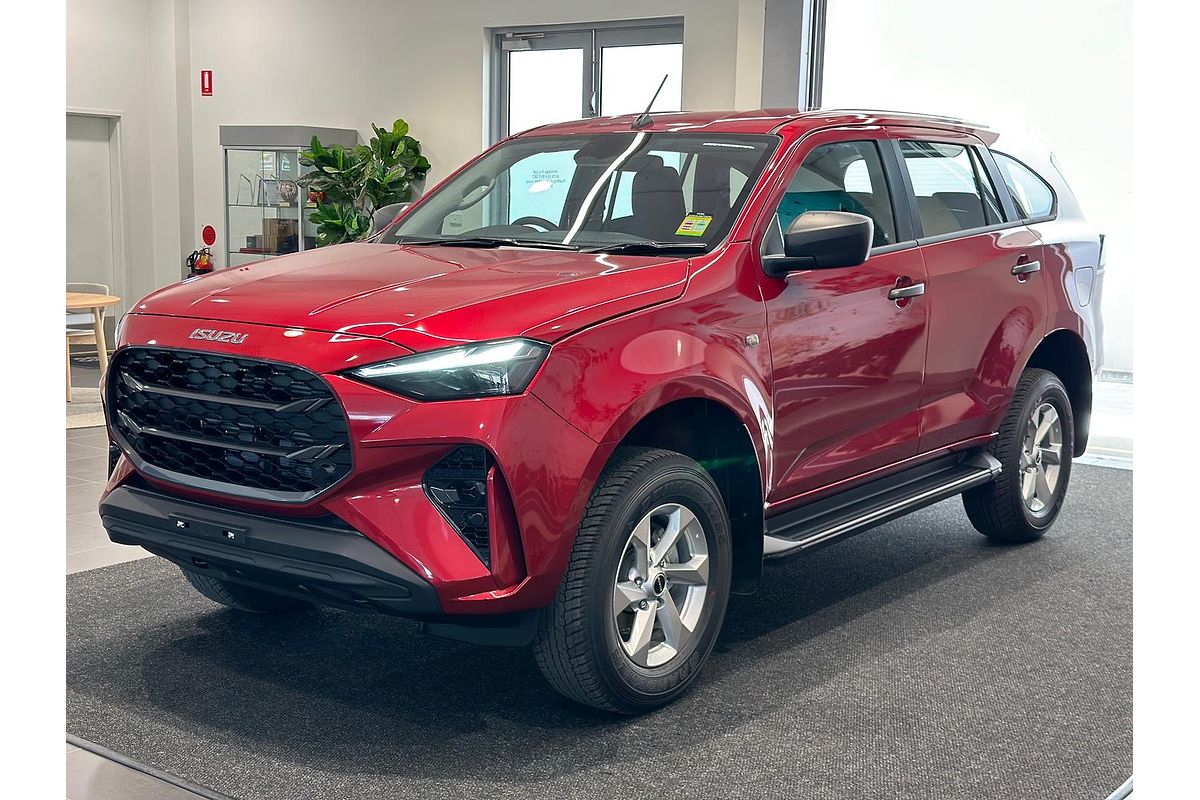 2025 Isuzu MU-X LS-M