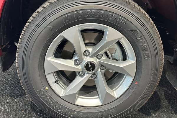 2025 Isuzu MU-X LS-M