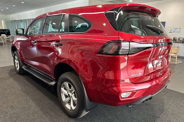 2025 Isuzu MU-X LS-M