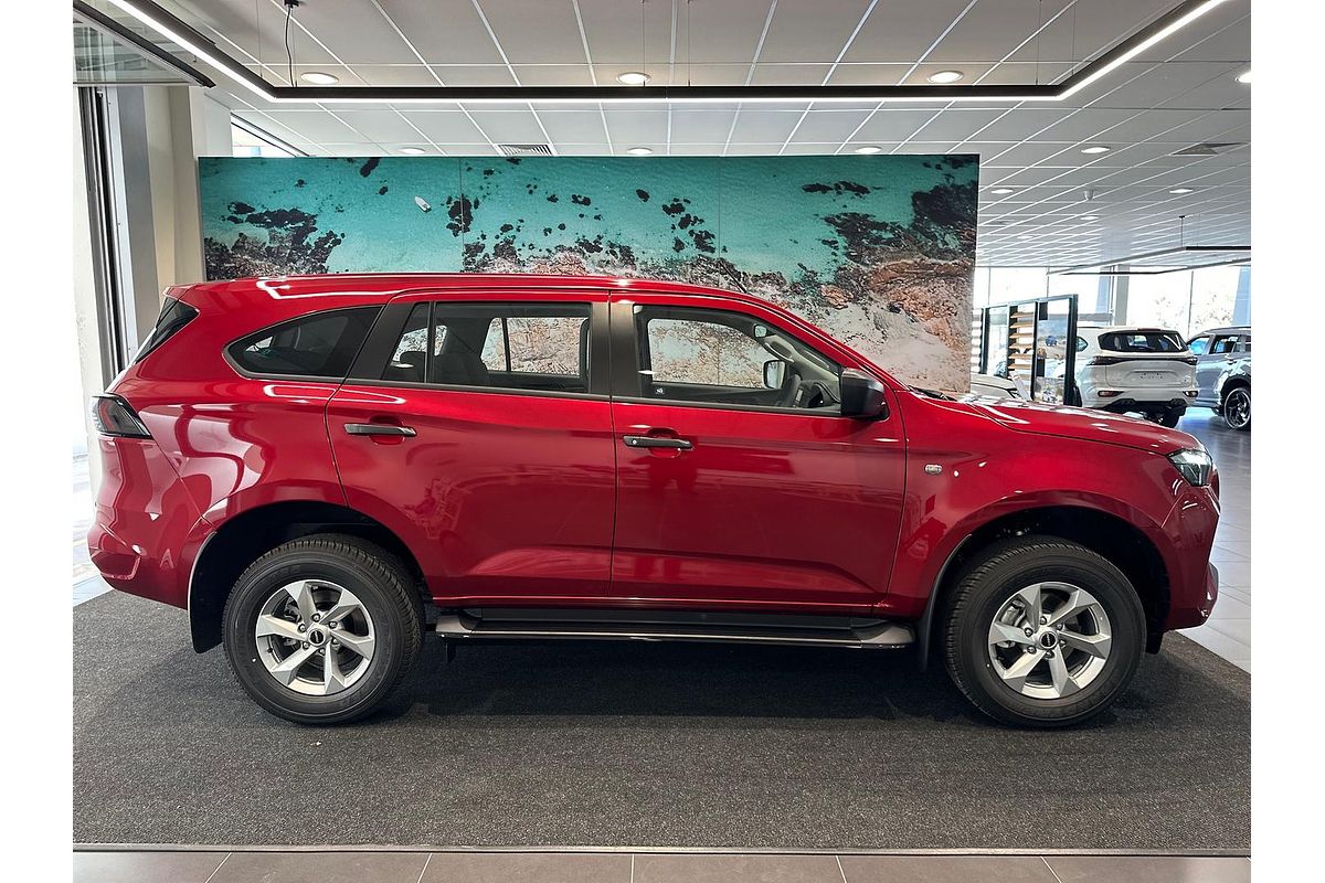 2025 Isuzu MU-X LS-M
