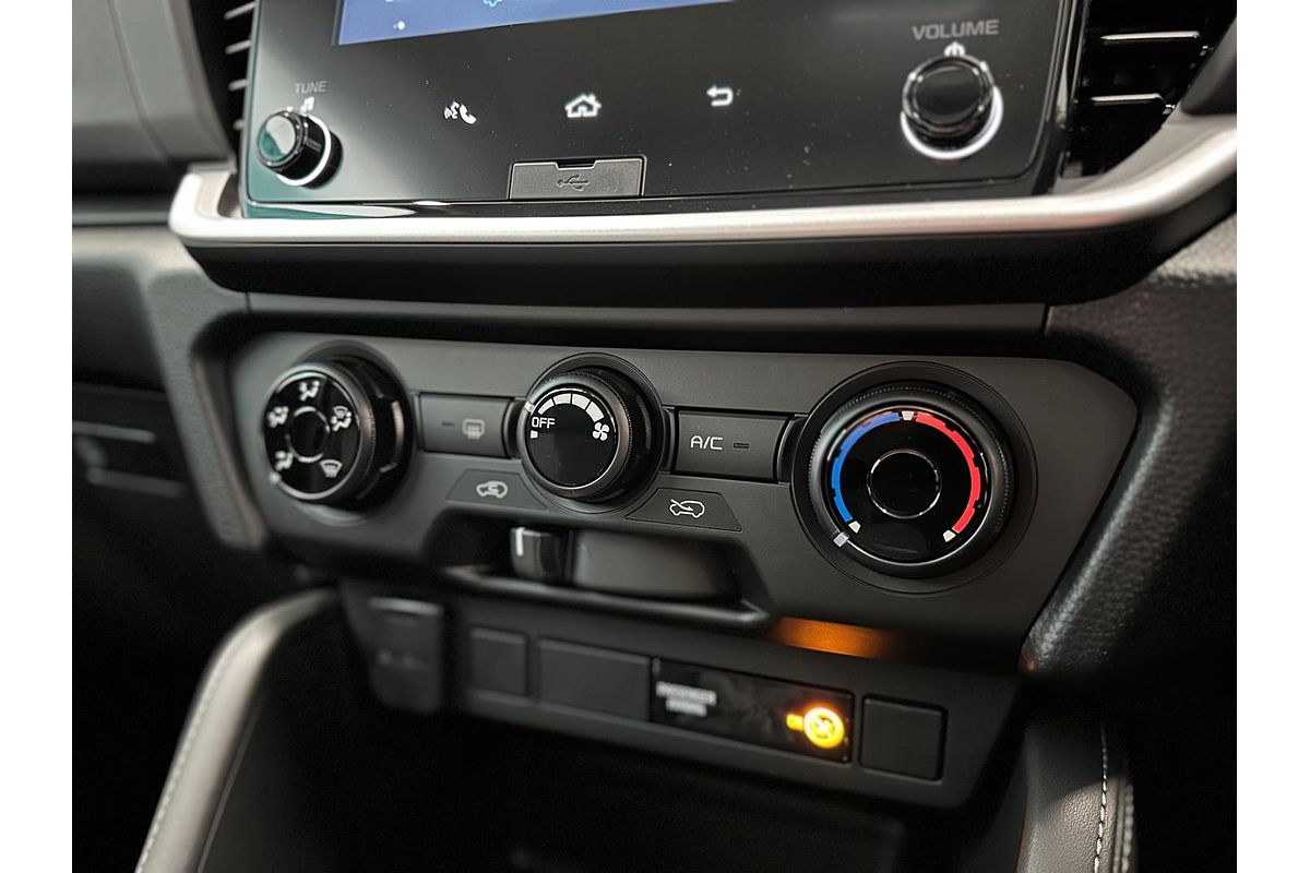 2025 Isuzu MU-X LS-M