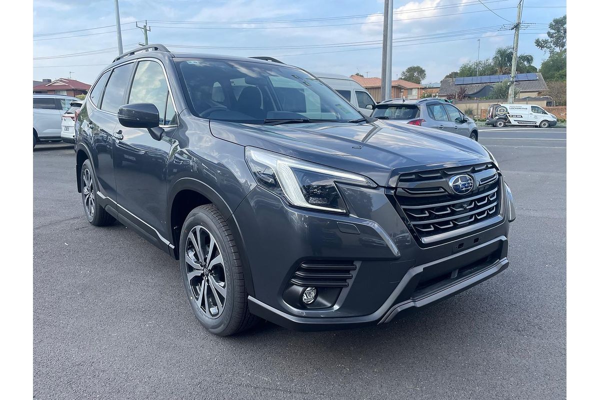 2024 Subaru Forester 2.5i Premium S5