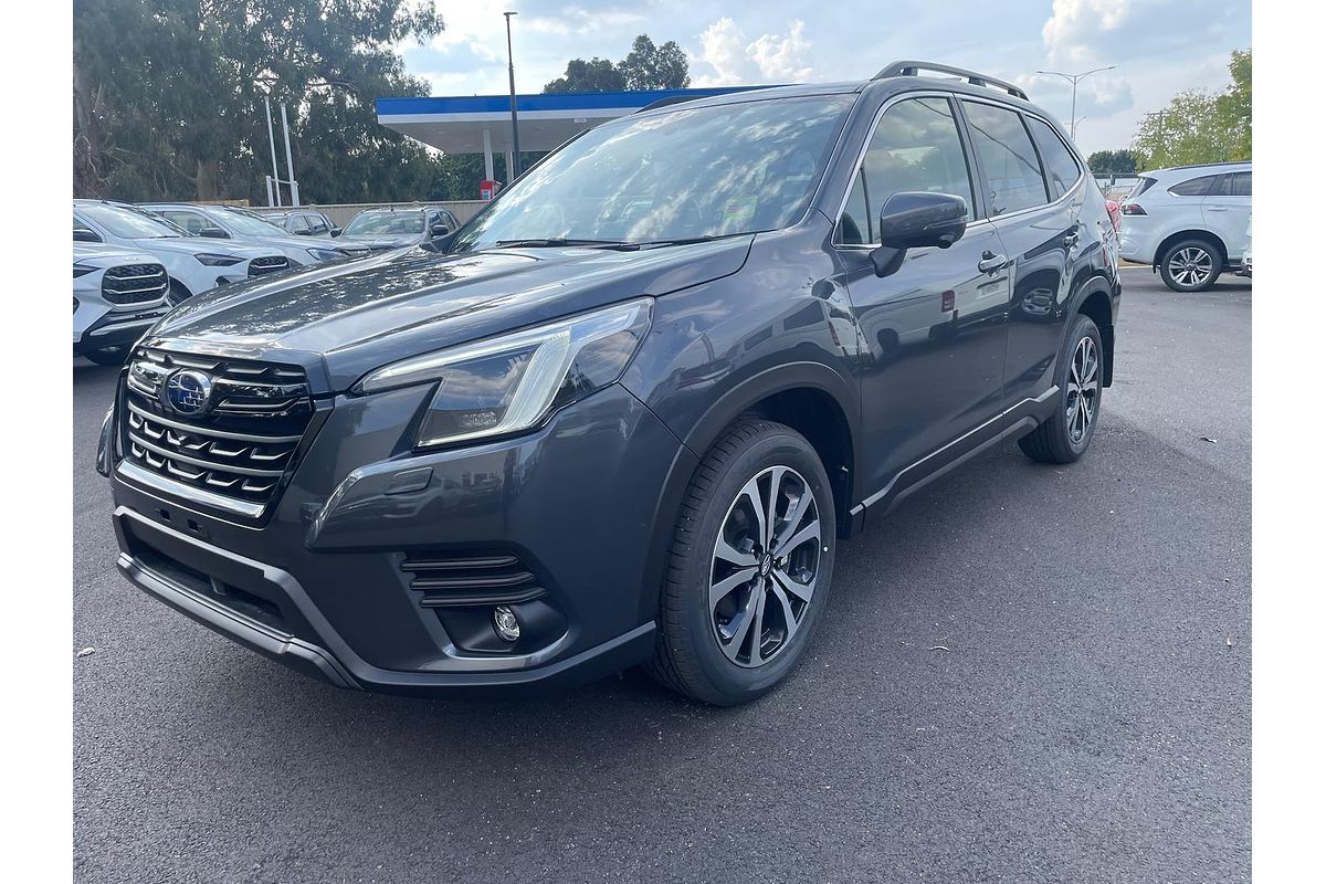 2024 Subaru Forester 2.5i Premium S5