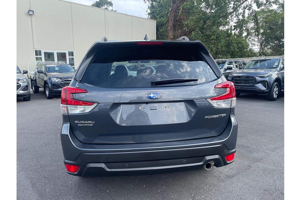 2024 Subaru Forester 2.5i Premium S5