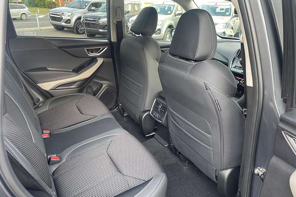2024 Subaru Forester 2.5i Premium S5