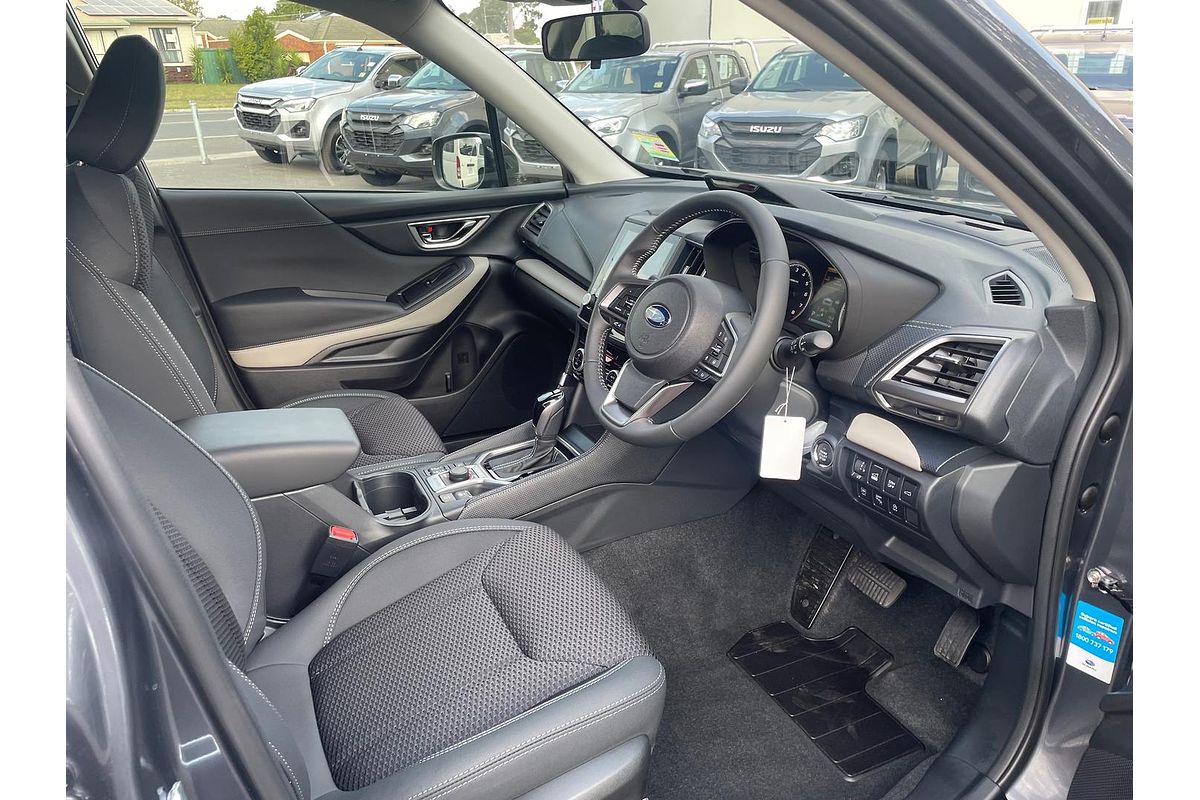 2024 Subaru Forester 2.5i Premium S5