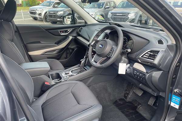 2024 Subaru Forester 2.5i Premium S5