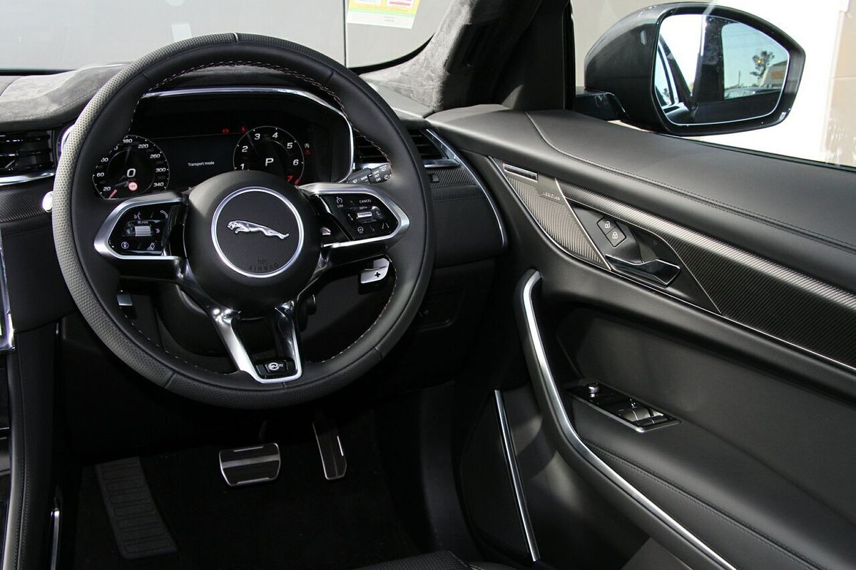 2025 Jaguar F-PACE SVR 575 Ultimate Edition X761