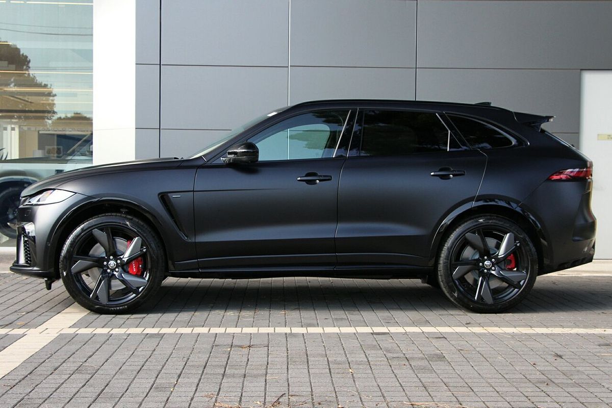 2025 Jaguar F-PACE SVR 575 Ultimate Edition X761