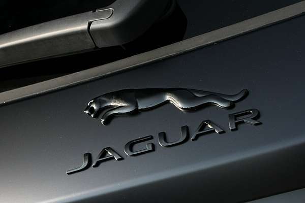 2025 Jaguar F-PACE SVR 575 Ultimate Edition X761