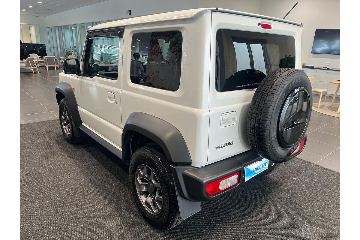 2023 Suzuki Jimny GLX GJ