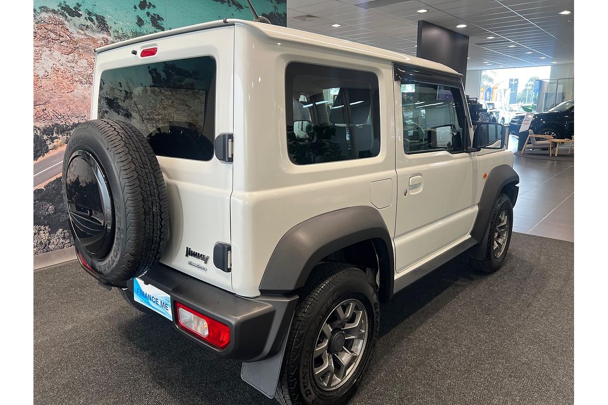 2023 Suzuki Jimny GLX GJ