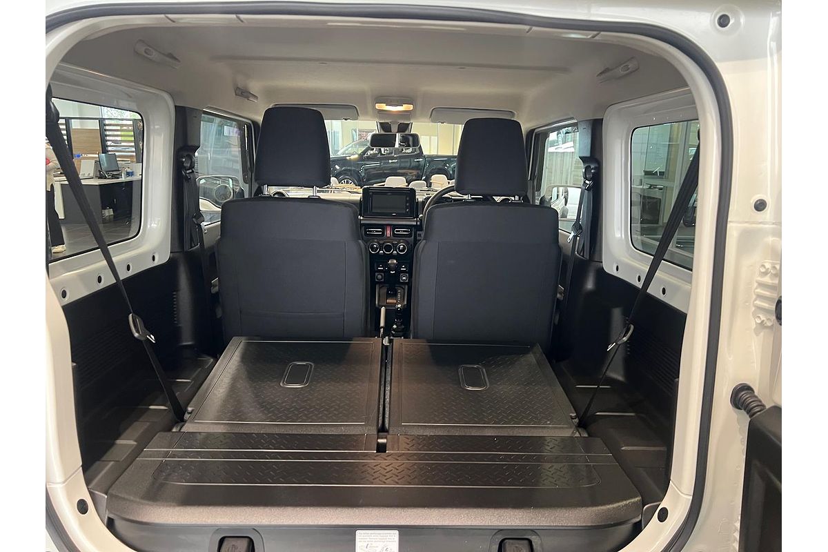 2023 Suzuki Jimny GLX GJ