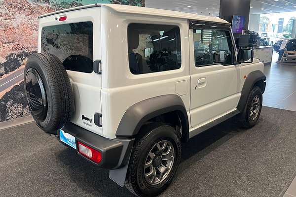 2023 Suzuki Jimny GLX GJ