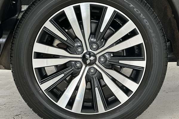 2020 Mitsubishi Outlander LS ZL
