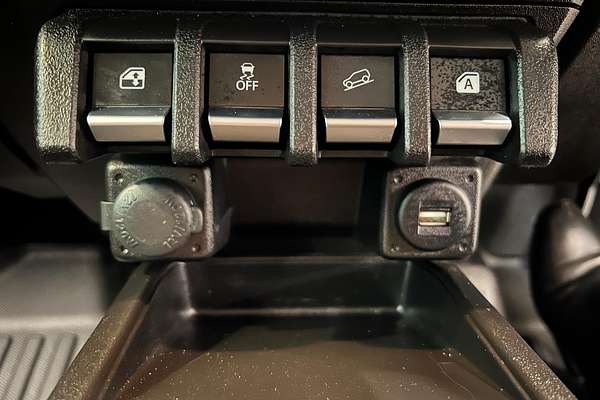 2023 Suzuki Jimny GLX GJ