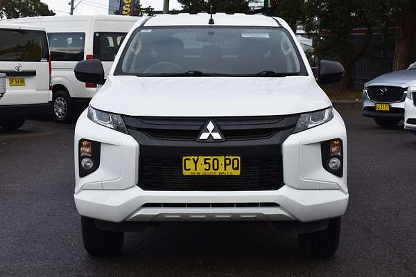 2020 Mitsubishi Triton GLX MR 4X4