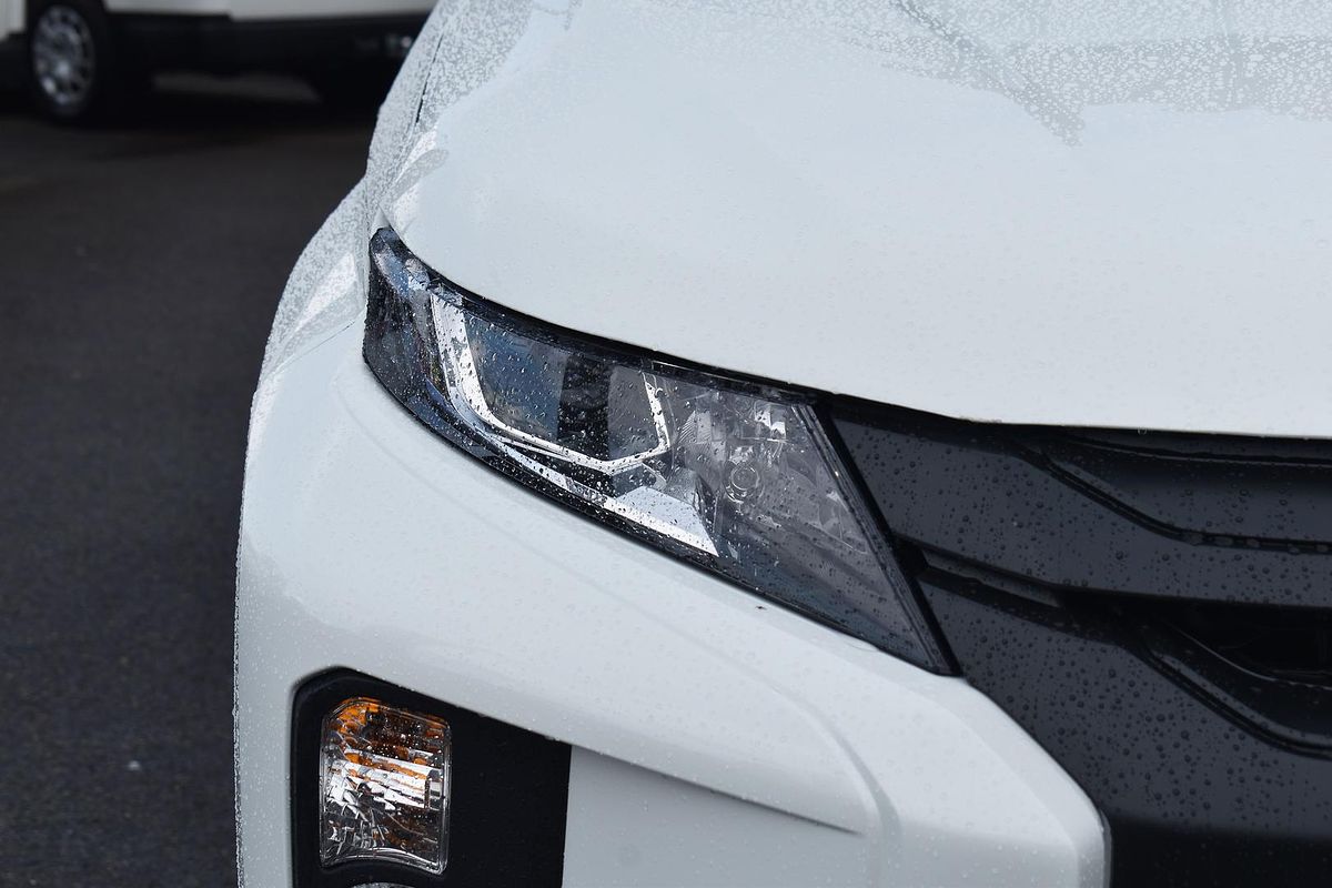 2020 Mitsubishi Triton GLX MR 4X4