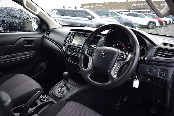 2020 Mitsubishi Triton GLX MR 4X4