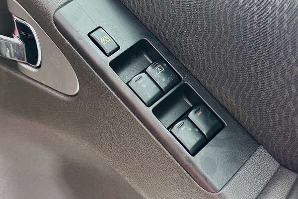2012 Nissan Navara ST-X 550 D40 Series 5 4X4