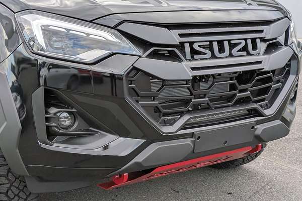 2025 Isuzu D-MAX BLADE 4X4