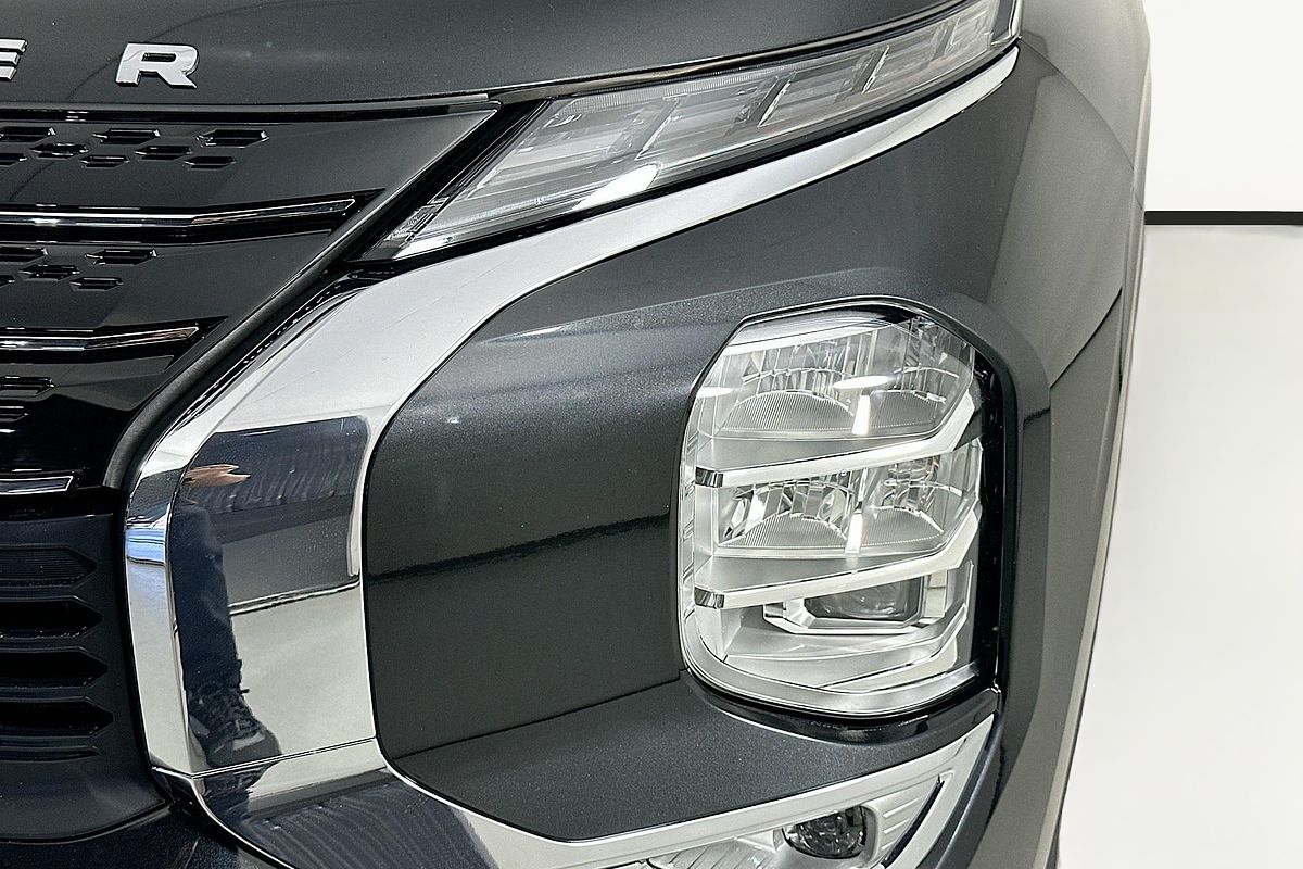 2024 Mitsubishi OUTLANDER PHEV EXCEED 5+2 SEAT (AWD) ZM MY24