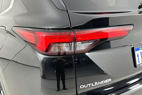 2024 Mitsubishi OUTLANDER PHEV EXCEED 5+2 SEAT (AWD) ZM MY24