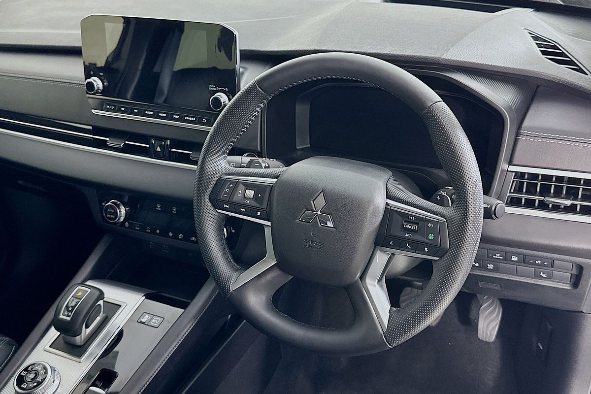 2024 Mitsubishi OUTLANDER PHEV EXCEED 5+2 SEAT (AWD) ZM MY24