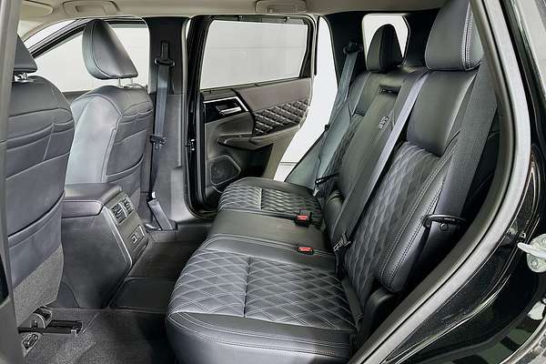 2024 Mitsubishi OUTLANDER PHEV EXCEED 5+2 SEAT (AWD) ZM MY24