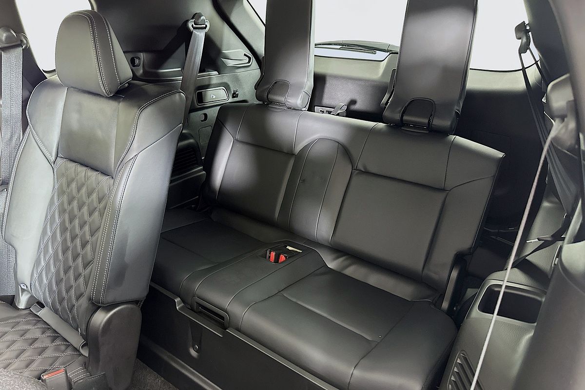 2024 Mitsubishi OUTLANDER PHEV EXCEED 5+2 SEAT (AWD) ZM MY24
