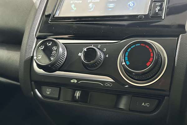 2019 Honda Jazz VTi GF