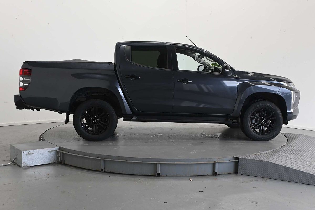 2022 Mitsubishi Triton GSR MR 4X4