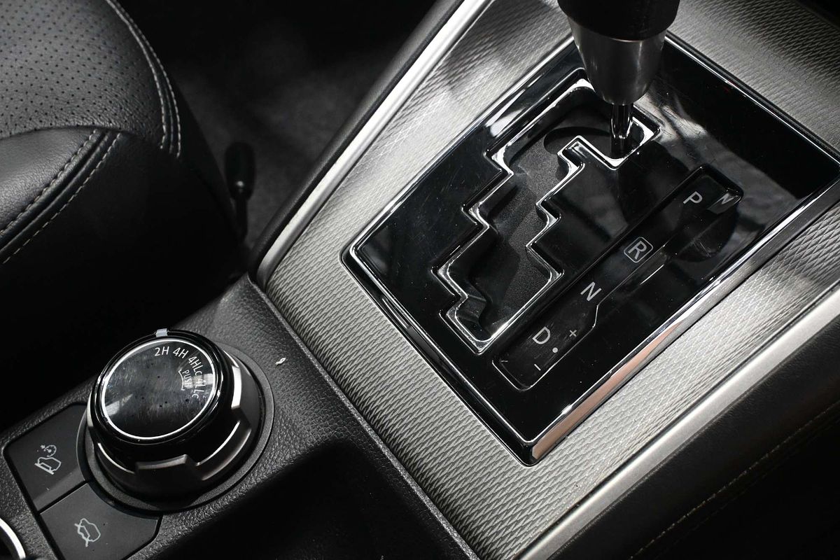 2022 Mitsubishi Triton GSR MR 4X4