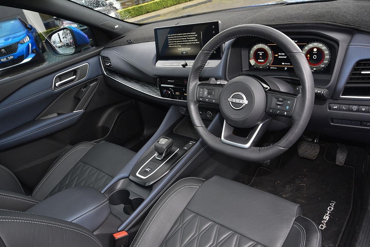 2023 Nissan QASHQAI Ti J12