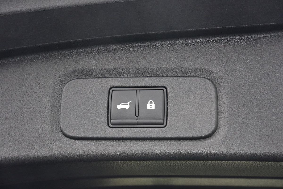 2023 Nissan QASHQAI Ti J12