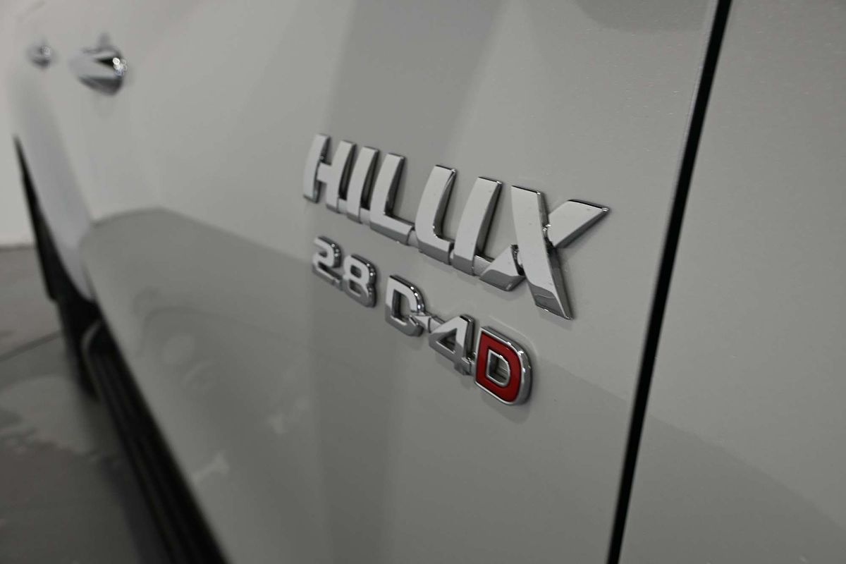 2023 Toyota Hilux SR5 GUN126R 4X4